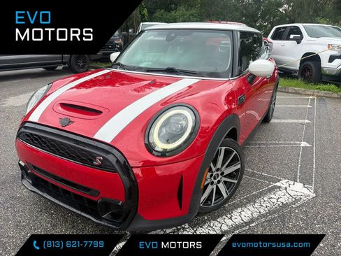 Used 2024 MINI Cooper S FWD image 1