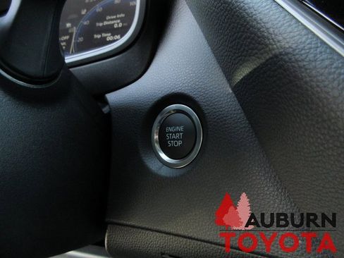 New 2026 Toyota Corolla SE image 9