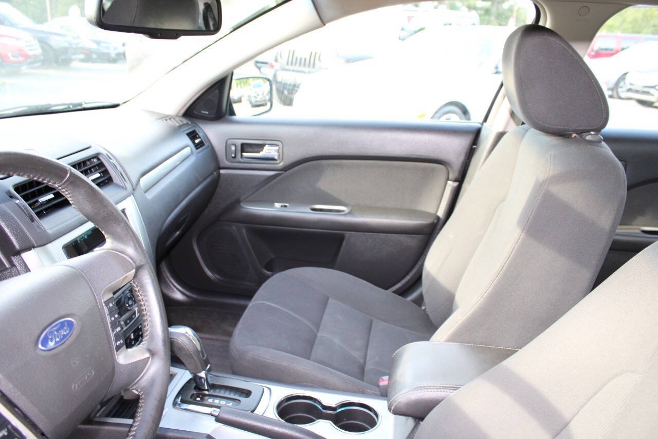 Used 2010 Ford Fusion Hybrid FWD image 14