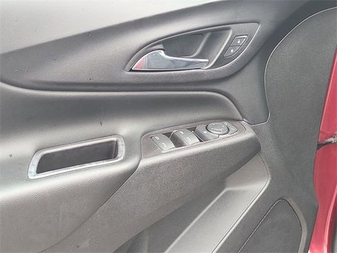 Used 2021 Chevrolet Equinox LT image 20