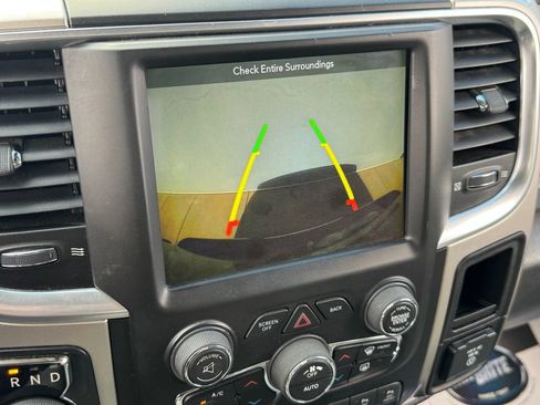 Used 2019 RAM 1500 Big Horn AWD/4WD image 14