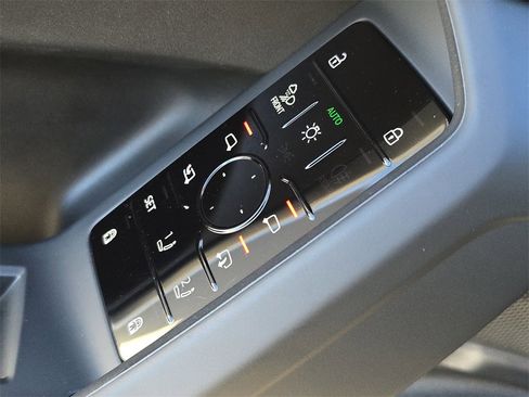 New 2025 Audi Q5 2.0T Premium Plus image 29