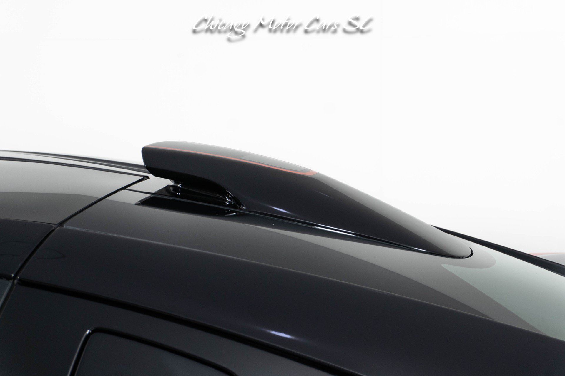 Used 2019 McLaren Senna RWD image 7