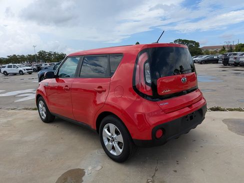 Used 2019 Kia Soul FWD image 6