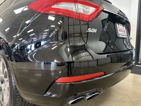 Used 2020 Maserati Levante S image 31