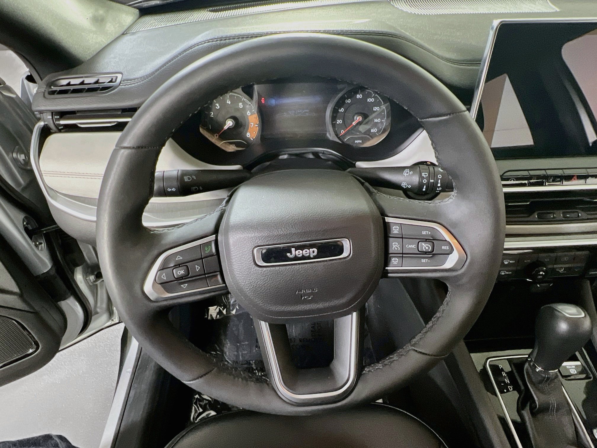 Used 2024 Jeep Compass Limited AWD/4WD image 11