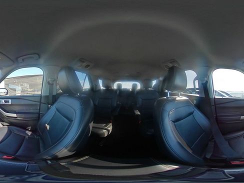 Used 2023 Ford Explorer Limited image 42