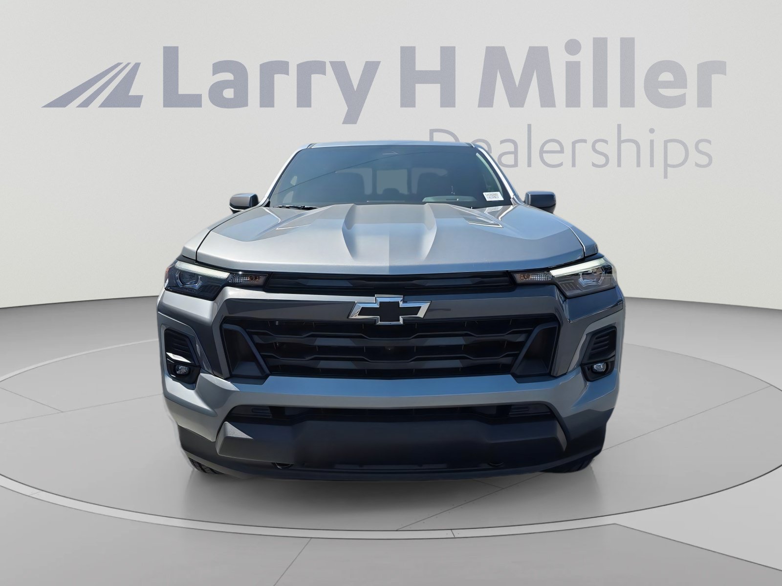 New 2026 Chevrolet Colorado LT w/ LT Convenience Package AWD/4WD image 3