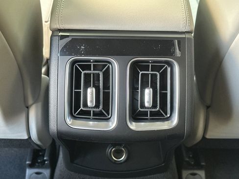 New 2026 Kia Sorento S image 14