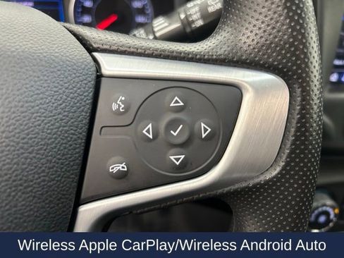 Used 2024 GMC Terrain SLE image 22