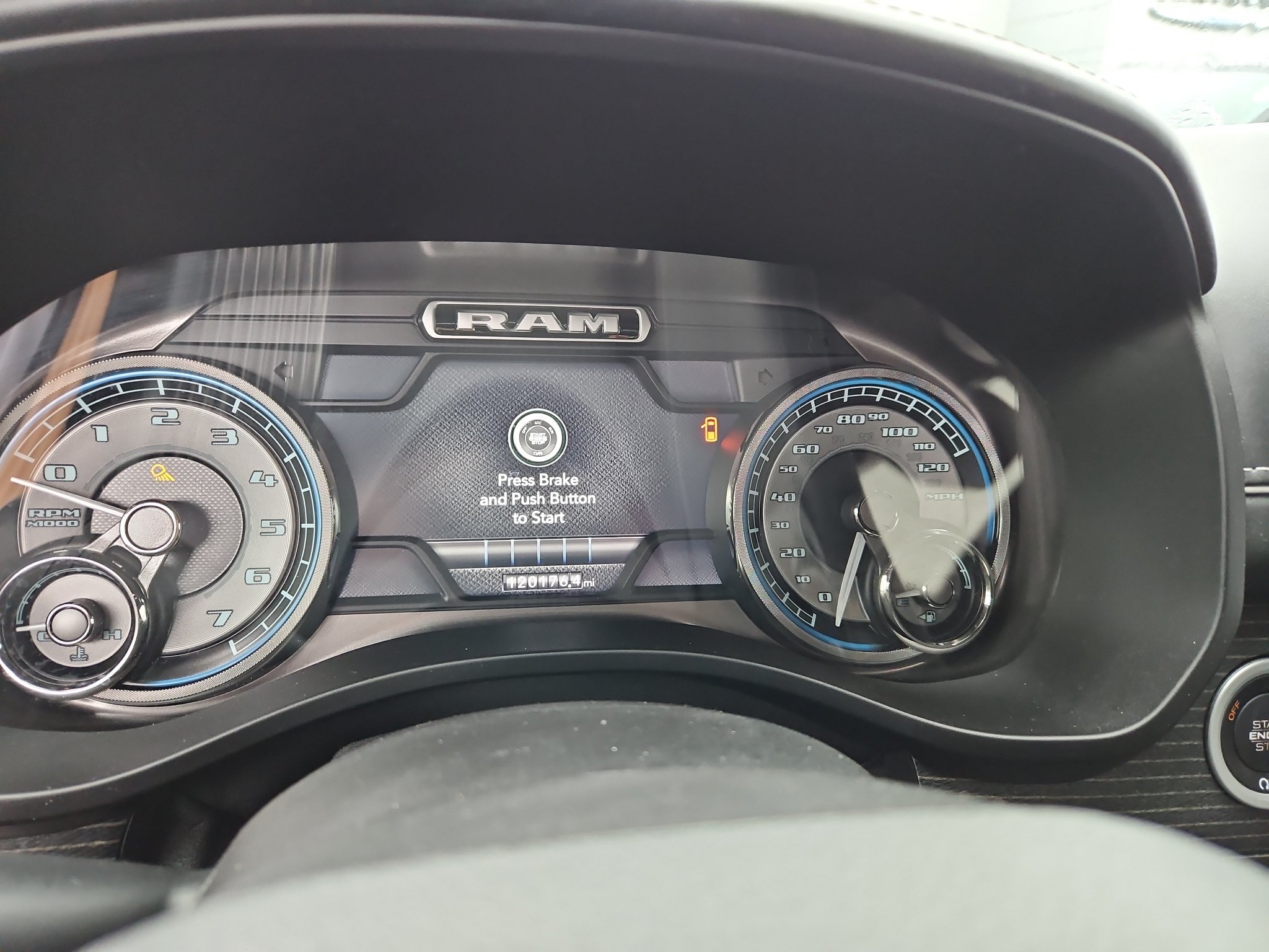 Used 2019 RAM 1500 Limited AWD/4WD image 9