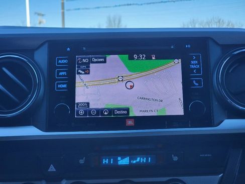 Used 2019 Toyota Tacoma Limited image 28