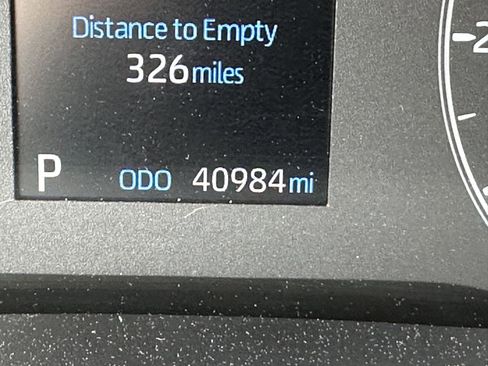 Used 2024 Toyota Corolla LE image 14