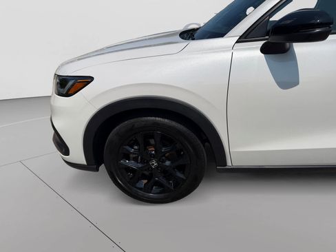 Used 2024 Honda HR-V Sport image 19