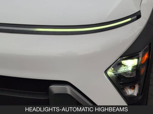 Used 2025 Hyundai Kona SEL image 10