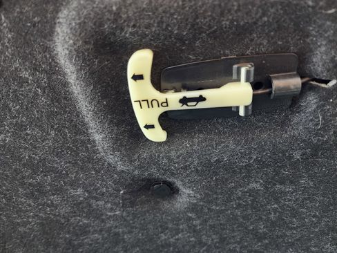 Used 2023 Nissan Sentra SV image 28