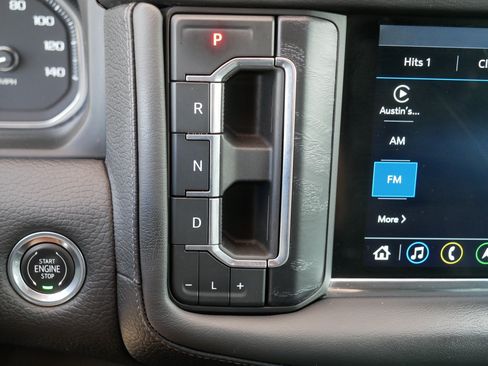Used 2021 GMC Yukon Denali w/ Denali Ultimate Package AWD/4WD image 24