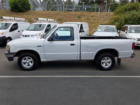 Used 1997 MAZDA B-Series Pickup 2WD Regular Cab B2300 image 4
