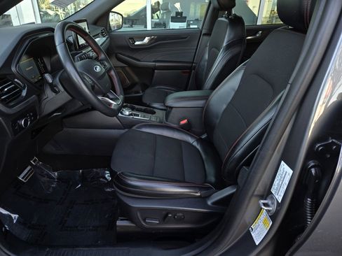 Used 2024 Ford Escape ST-Line image 15