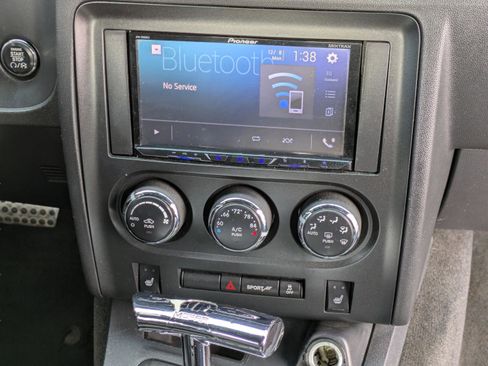 Used 2014 Dodge Challenger R/T image 14