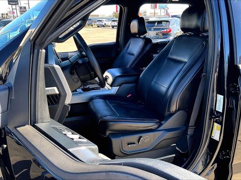 Used 2015 Ford F150 Lariat w/ Equipment Group 502A Luxury image 7