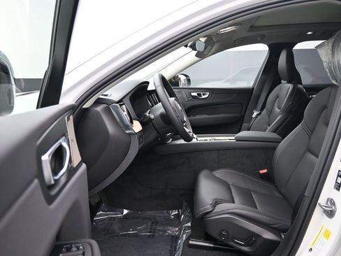 New 2026 Volvo XC60 B5 Ultra w/ Protection Package Premier image 11