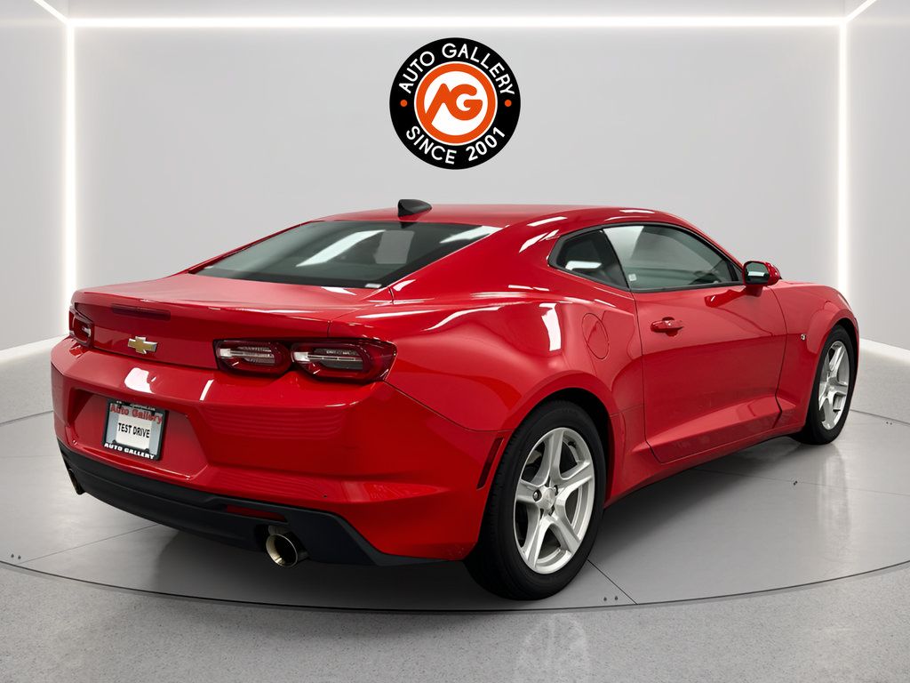 Used 2023 Chevrolet Camaro LT RWD image 3