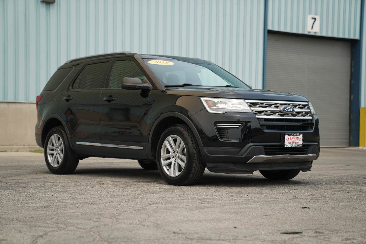 Used 2018 Ford Explorer XLT AWD/4WD image 5