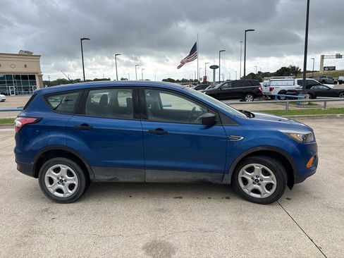 Used 2018 Ford Escape S FWD image 17
