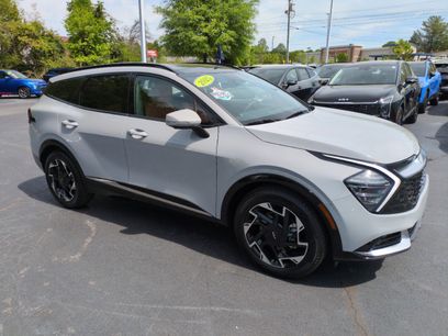 Used 2025 Kia Sportage SX