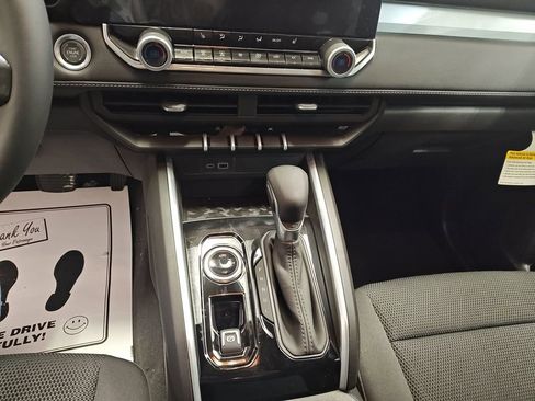 New 2026 Chevrolet Colorado LT image 11