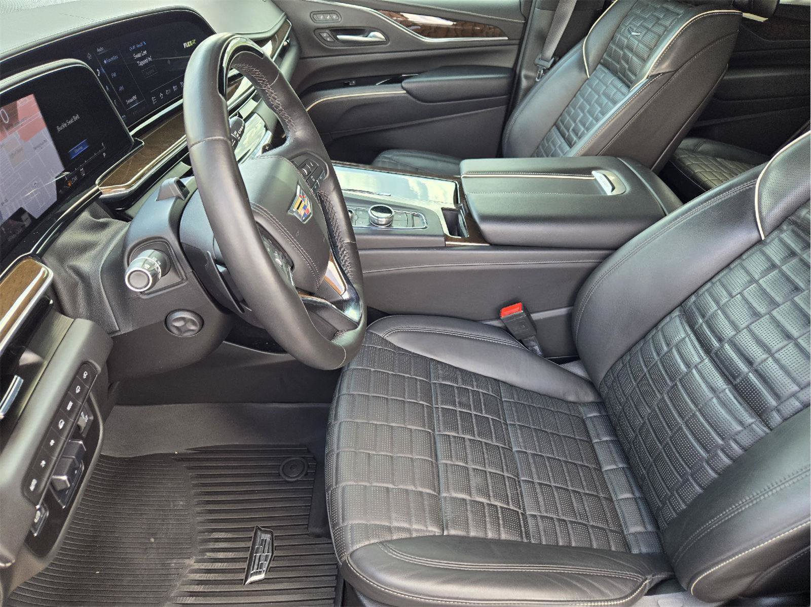 Used 2024 Cadillac Escalade Sport Platinum w/ LPO, Floor Liner Package AWD/4WD image 12