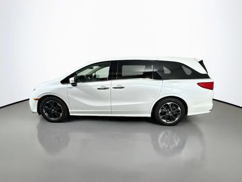 Used 2022 Honda Odyssey Elite image 3