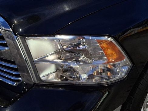 Used 2017 RAM 1500 Classic SLT image 16