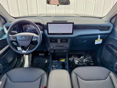 New 2026 Ford Maverick Lariat w/ Black Appearance Package AWD/4WD image 32