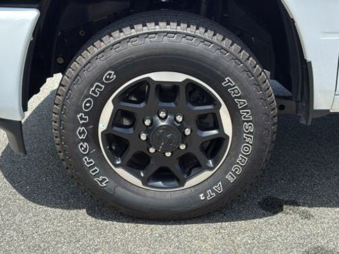 Used 2026 RAM 2500 Laramie AWD/4WD image 11