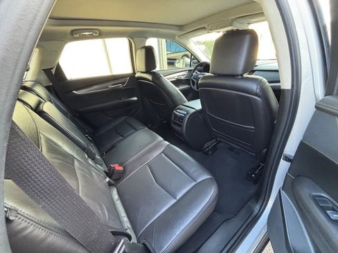 Used 2019 Cadillac XT5 Premium Luxury image 39