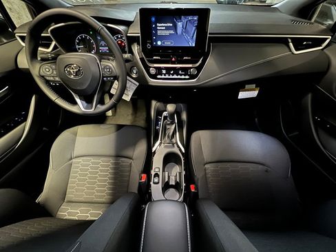New 2026 Toyota Corolla SE FWD image 18