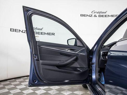 Used 2023 BMW 530e w/ M Sport Package RWD image 17