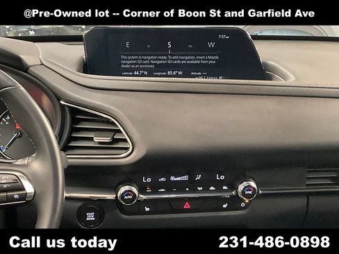 Used 2025 MAZDA CX-30 AWD 2.5 S w/ Preferred Package image 16