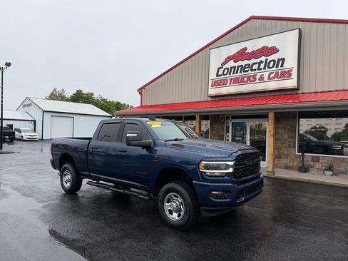 Used 2024 RAM 2500 Big Horn w/ Night Edition AWD/4WD image 2