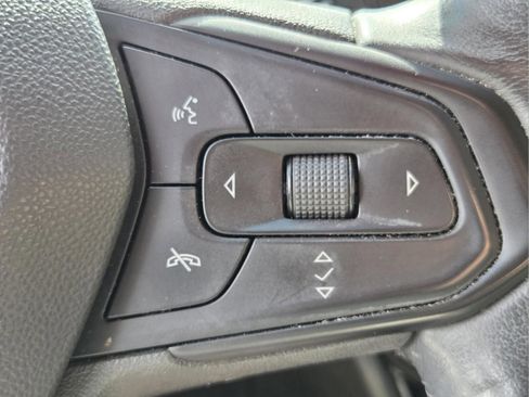Certified 2023 Chevrolet Bolt LT w/ Infotainment Package FWD image 26