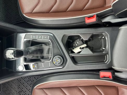 Used 2023 Volkswagen Tiguan SEL R-Line AWD/4WD image 34