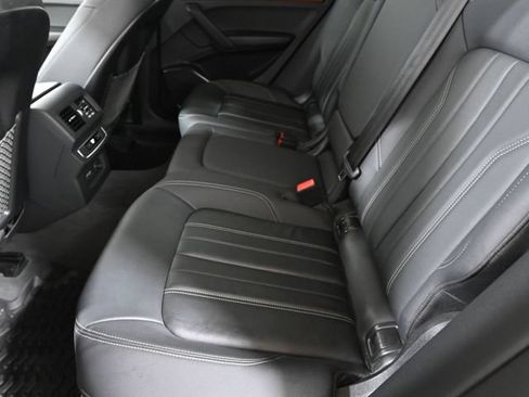 Used 2023 Audi Q5 2.0T Premium AWD/4WD image 8