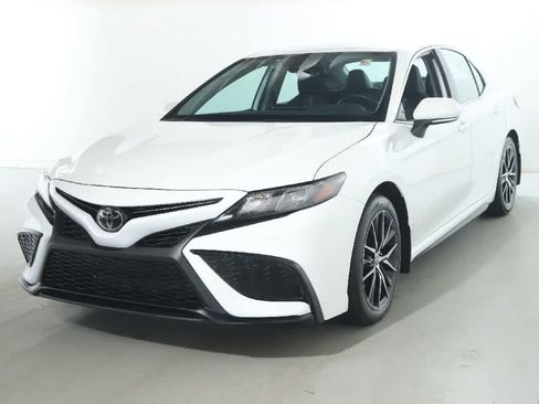 Certified 2024 Toyota Camry SE w/ Audio Upgrade Package FWD image 1