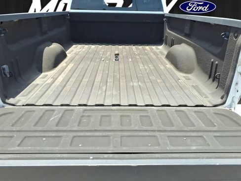 Used 2016 GMC Sierra 3500 SLE w/ SLE Preferred Package AWD/4WD image 7