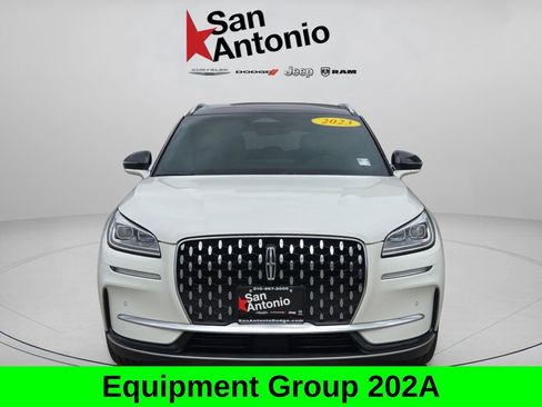 Used 2023 Lincoln Corsair Reserve w/ Equipment Group 202A AWD/4WD image 3