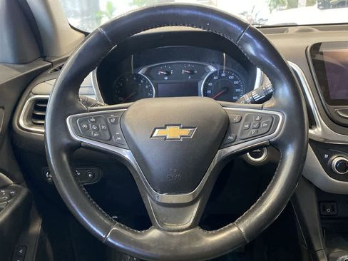 Used 2018 Chevrolet Equinox Premier image 17