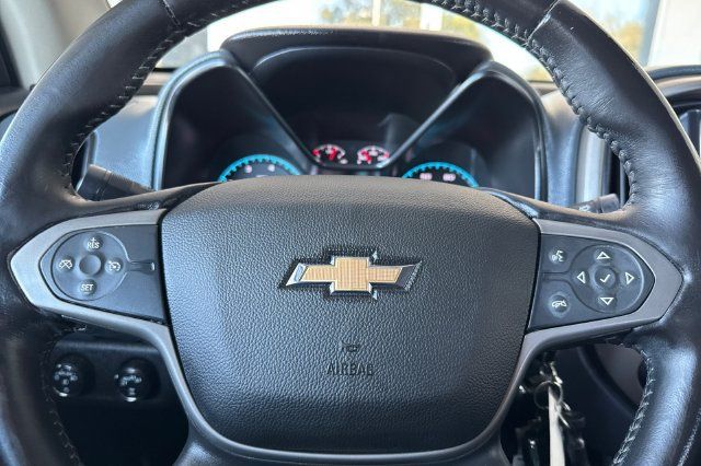 Used 2017 Chevrolet Colorado Z71 AWD/4WD image 34