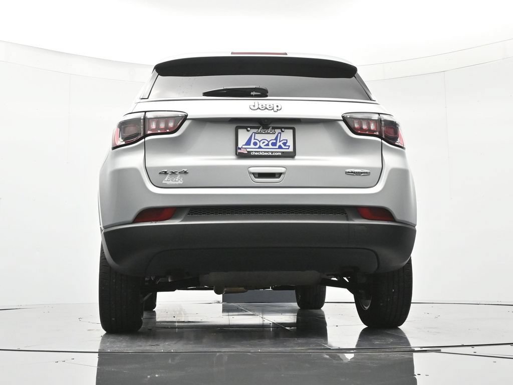 Used 2024 Jeep Compass Latitude AWD/4WD image 40